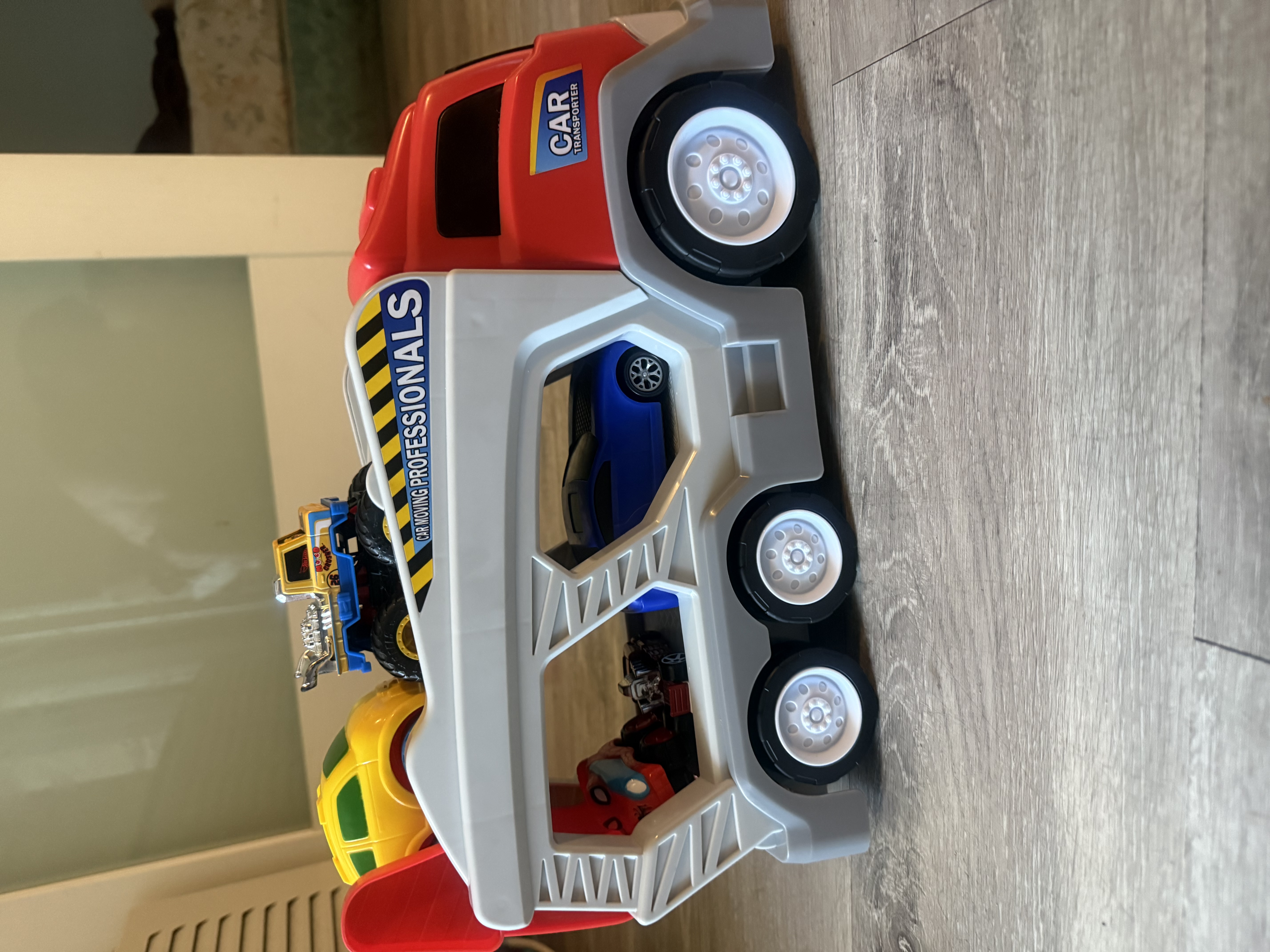 Toy Truck image 3